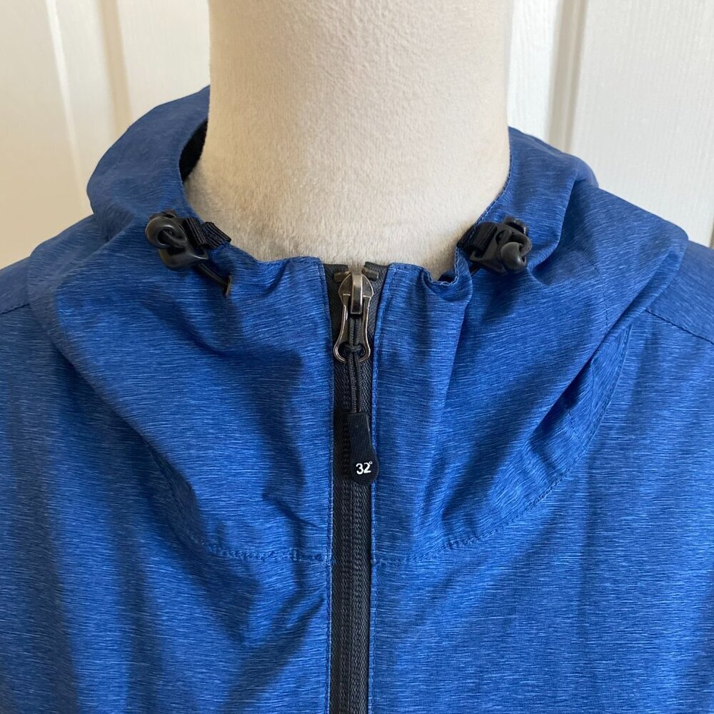 32 DEGREES COOL lightweight breathable lined hooded rain coat, blue, sz L EUC. - Picture 3 of 13
